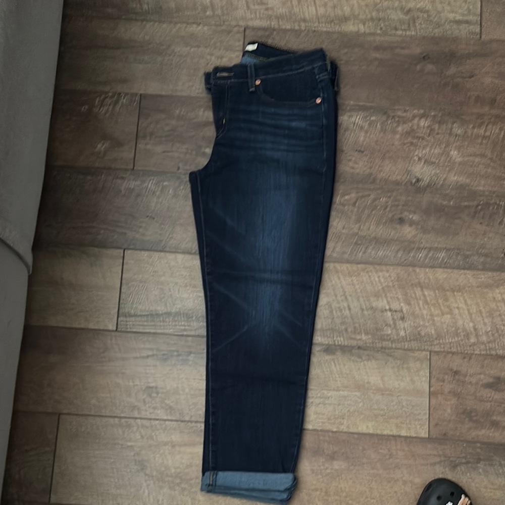 Levi's Blue boyfriend Ankle Jeans